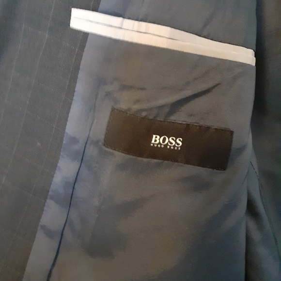 BOSS Virgin Wool Blazer/Sports Coat - Picture 3 of 4
